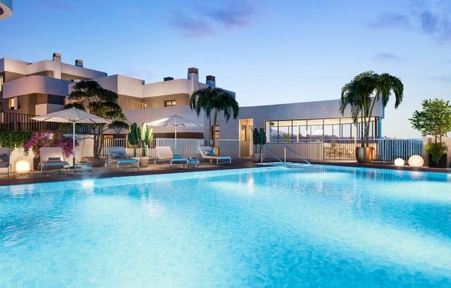 2 sypialnia Penthouse na sprzedaż w Casares z basenem garażem - 405 000 € (Ref: 9235162)