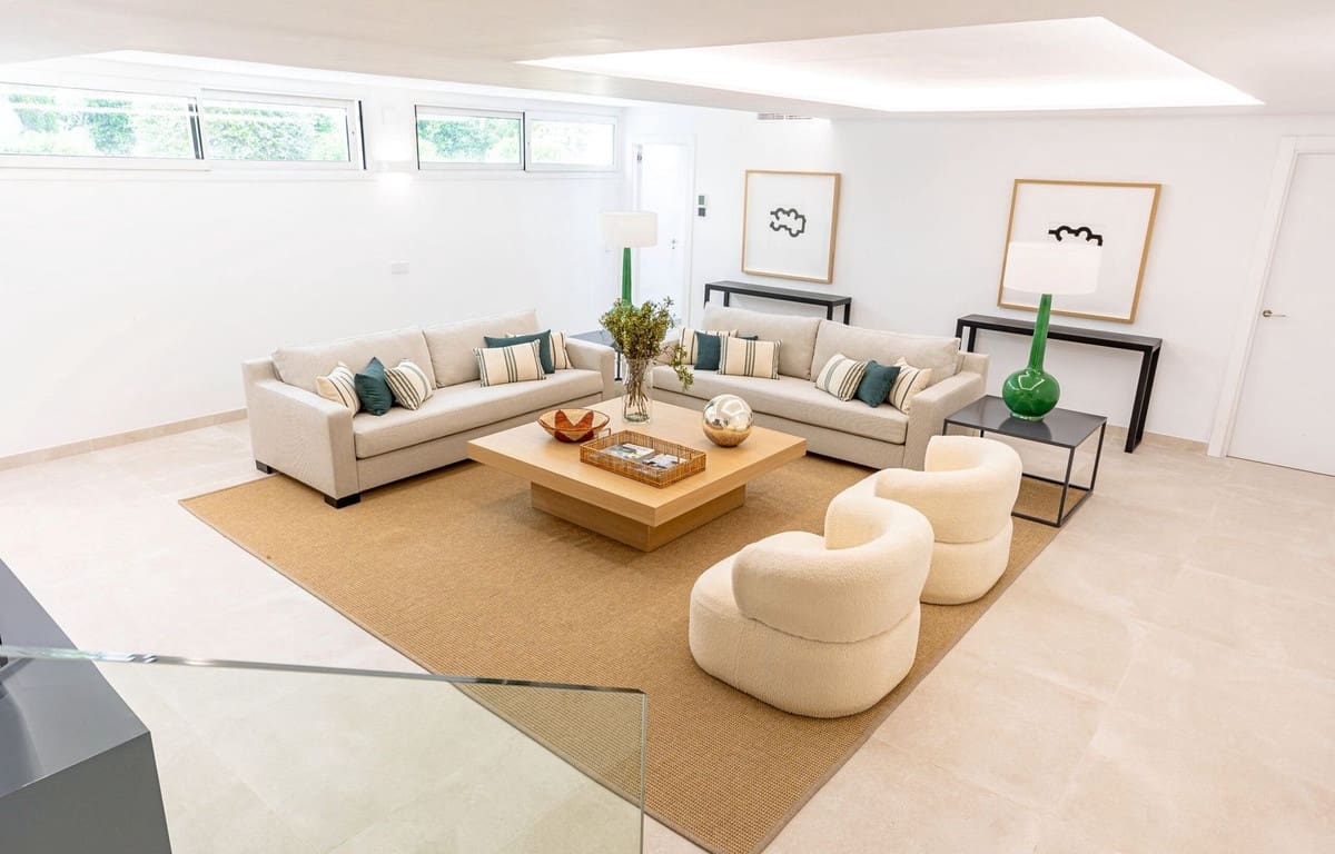 4 soverom Villa til salgs i Marbella med svømmebasseng garasje - € 1 890 000 (Ref: 9332674)
