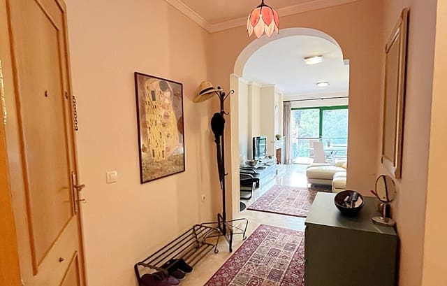 Apartamento de 2 habitaciones en Fuengirola en venta con piscina garaje - 289.000 € (Ref: 9345735)