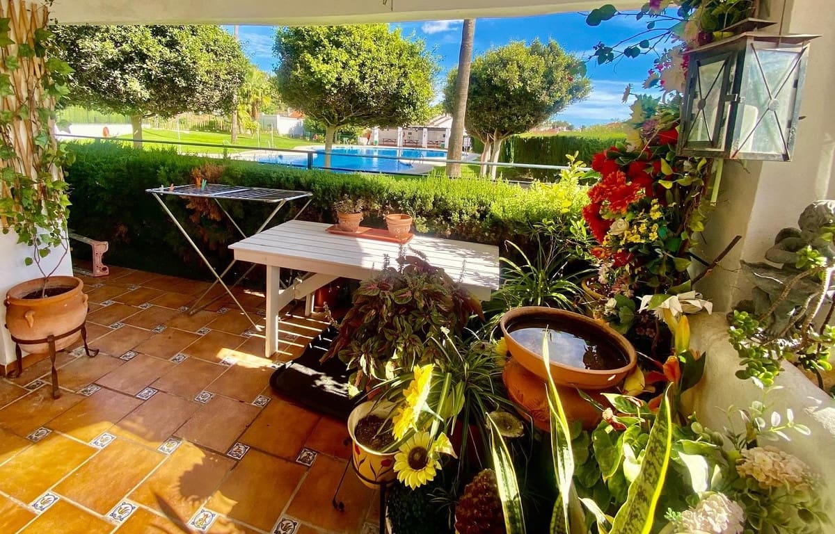 2 soverom Leilighet til salgs i Benalmadena med svømmebasseng - € 310 000 (Ref: 9400075)