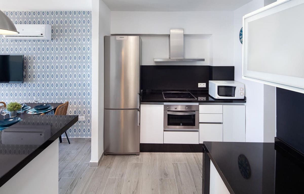 7 slaapkamer Appartement te koop in Benalmadena Costa met garage - € 1.295.000 (Ref: 9430822)