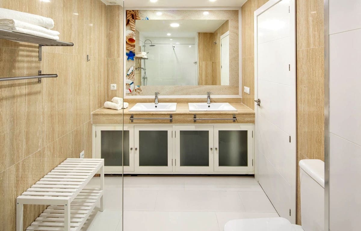 7 bedroom Apartment for sale in Benalmadena Costa with garage - € 1,295,000 (Ref: 9430822)