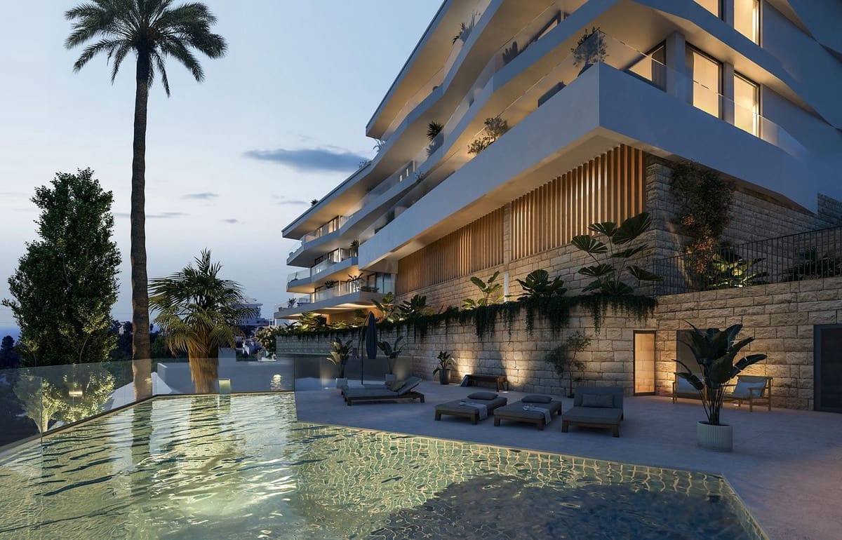 2 Zimmer Apartment zu verkaufen in Fuengirola mit Pool Garage - 429.000 € (Ref: 9460654)