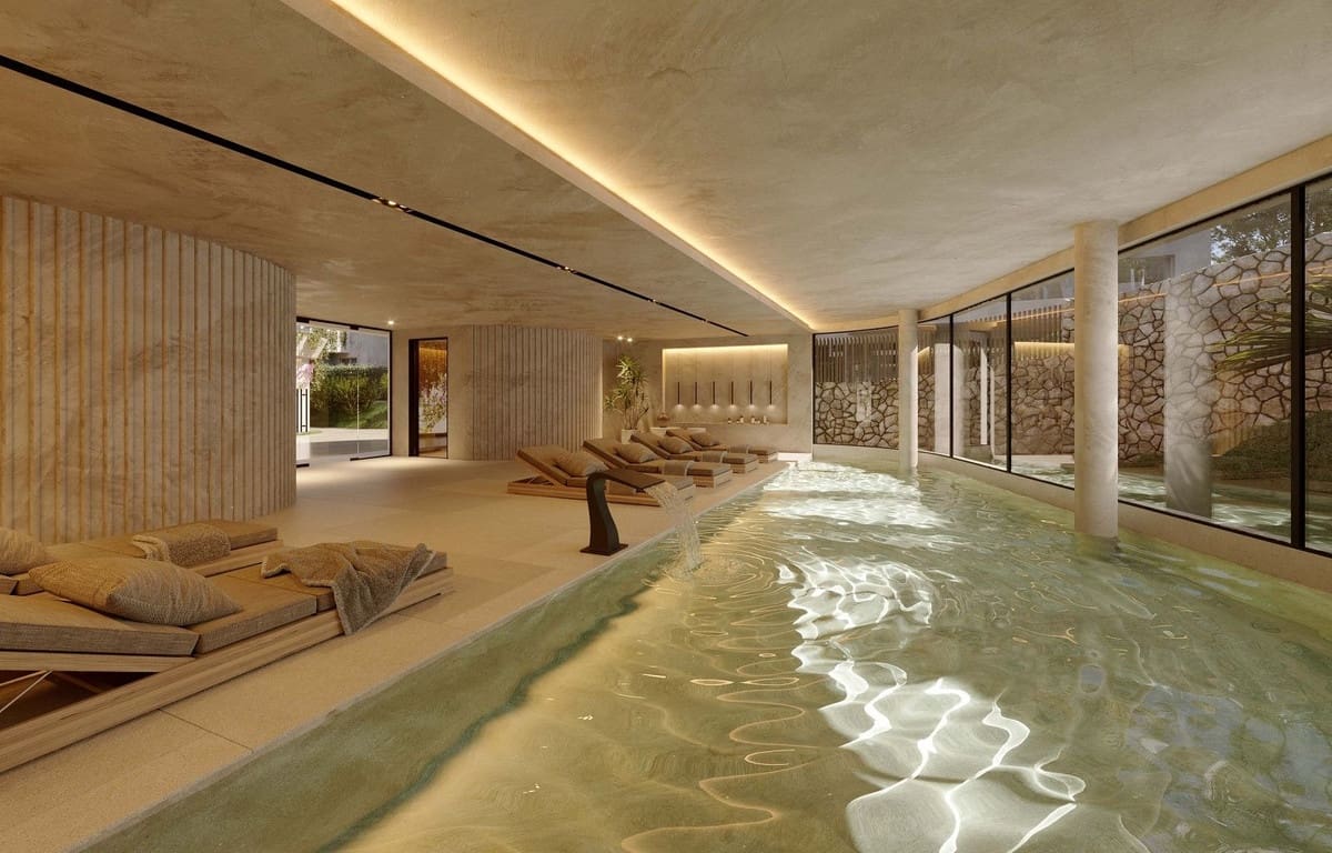 2 bedroom Apartment for sale in Estepona with pool garage - € 519,000 (Ref: 9462947)