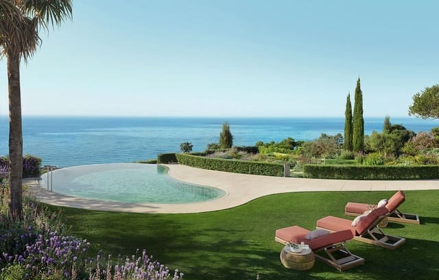 Apartamento de 3 habitaciones en Benalmádena en venta con piscina garaje - 800.000 € (Ref: 9471775)