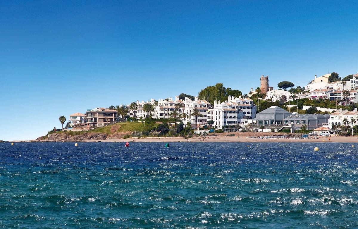 2 makuuhuone Huoneisto myytävänä paikassa Mijas Costa mukana uima-altaan 
autotalli - 400 000 € (Ref: 9528908)