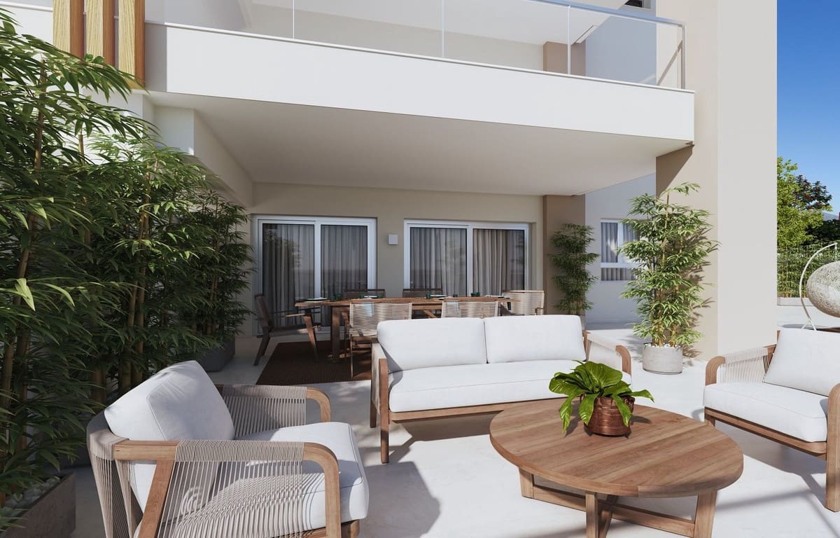 2 bedroom Apartment for sale in Mijas Costa with pool garage - € 414,000 (Ref: 9528908)