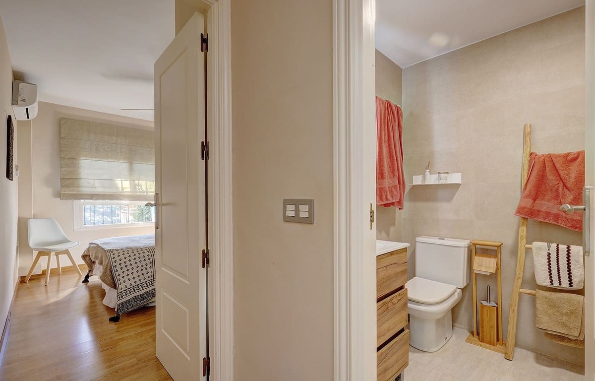 1 bedroom Apartment for sale in Riviera del Sol with pool garage - € 289,000 (Ref: 9534461)