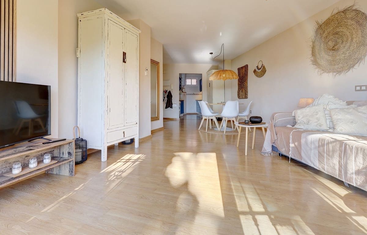 1 bedroom Apartment for sale in Riviera del Sol with pool garage - € 289,000 (Ref: 9534461)