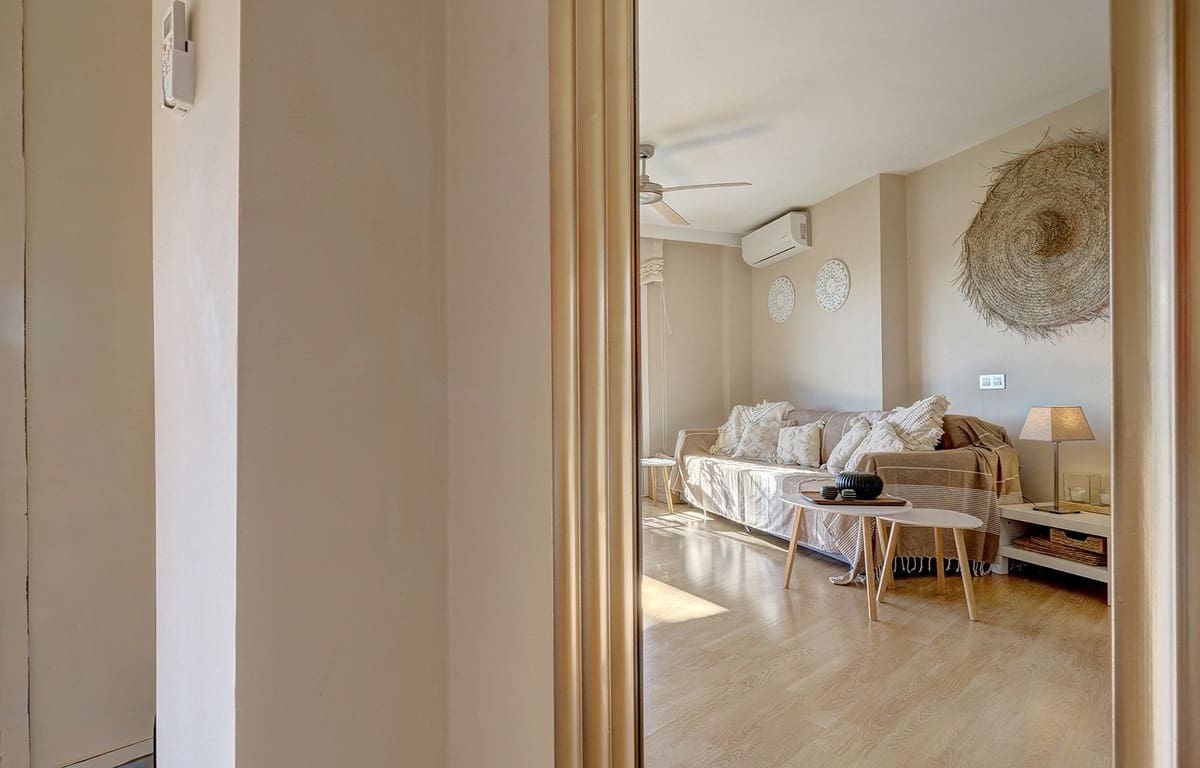 1 bedroom Apartment for sale in Riviera del Sol with pool garage - € 289,000 (Ref: 9534461)