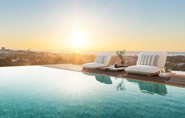 2 Zimmer Apartment zu verkaufen in Benahavís mit Pool Garage - 990.000 € (Ref: 9542684)