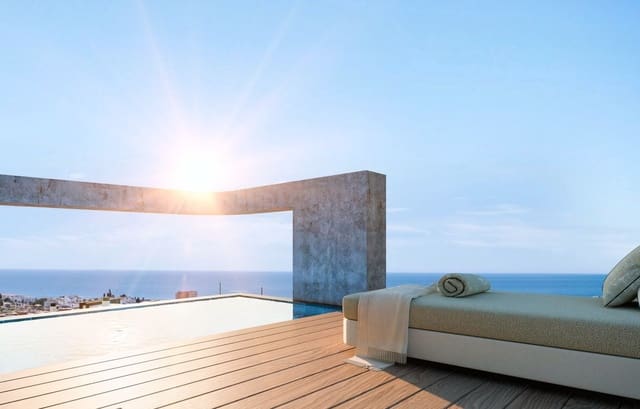 3 makuuhuone Huoneisto myytävänä paikassa Elviria, Marbella mukana uima-altaan 
autotalli - 740 000 € (Ref: 9549975)