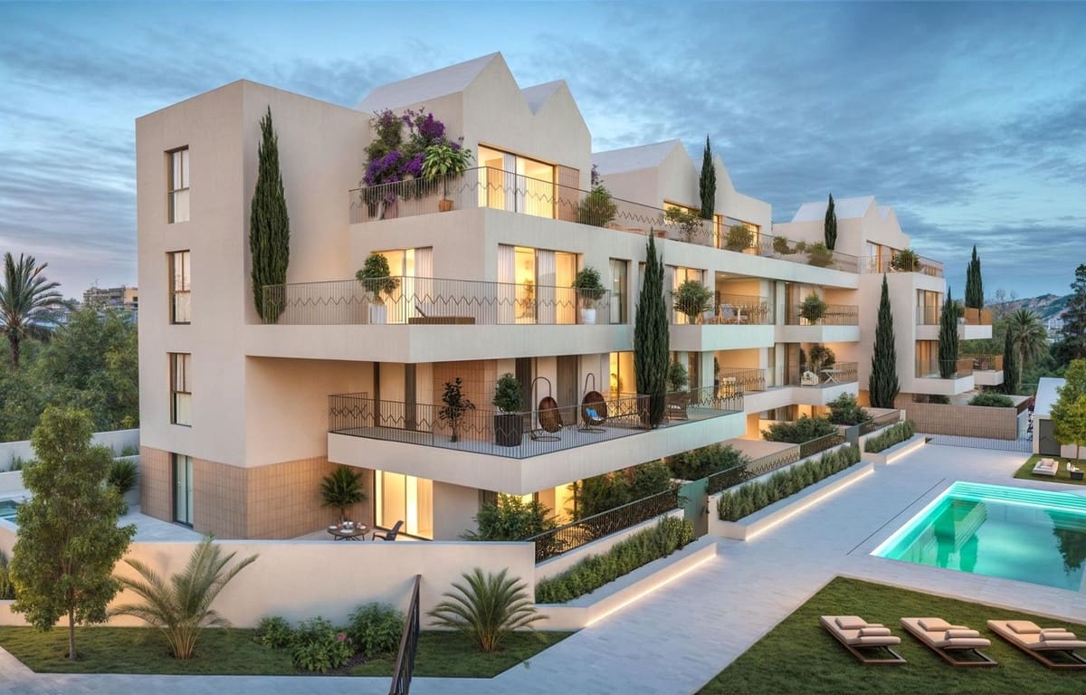 2 bedroom Apartment for sale in Torremolinos with pool garage - € 504,000 (Ref: 9549976)