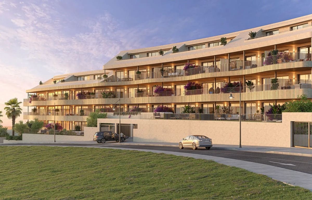 2 Zimmer Apartment zu verkaufen in Fuengirola mit Pool Garage - 499.000 € (Ref: 9550111)