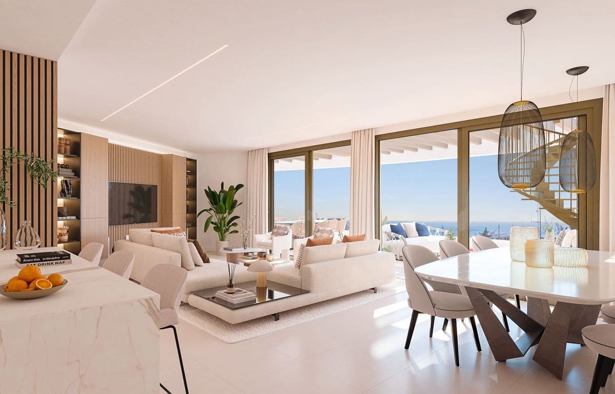 Apartamento de 2 habitaciones en Estepona en venta con piscina garaje - 570.000 € (Ref: 9558983)