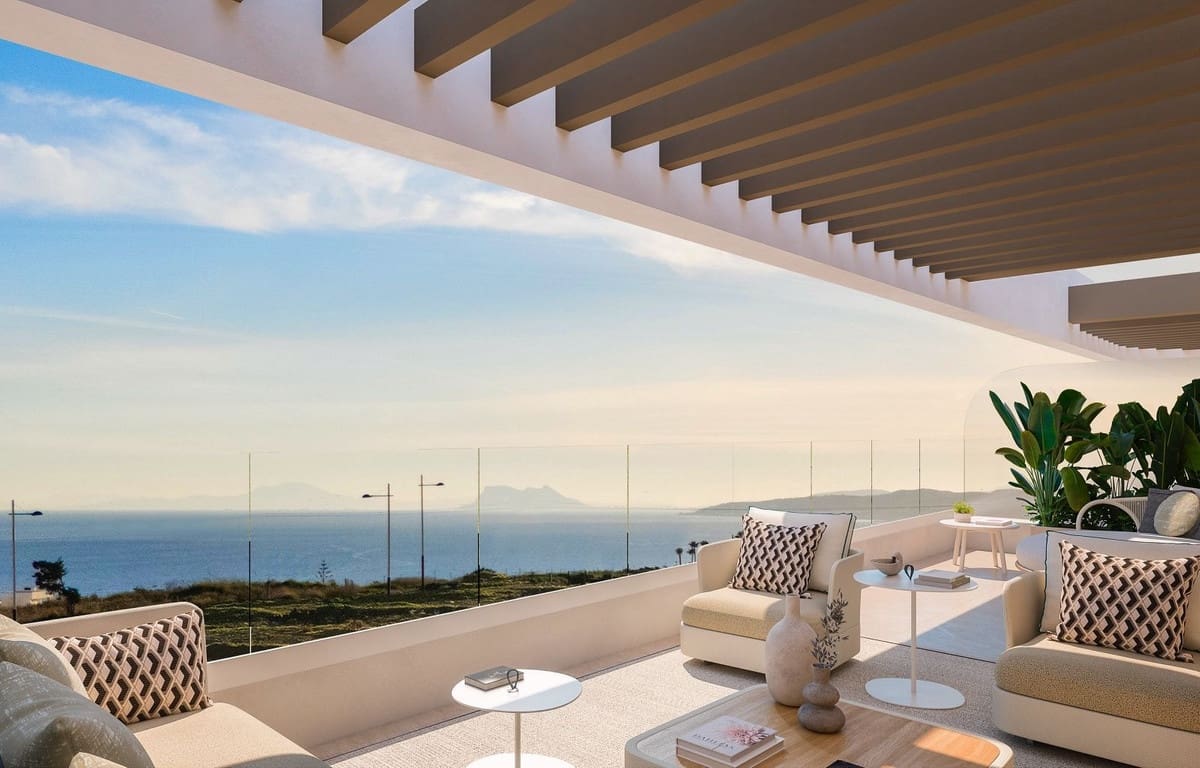 2 makuuhuone Huoneisto myytävänä paikassa Estepona mukana uima-altaan 
autotalli - 570 000 € (Ref: 9558983)