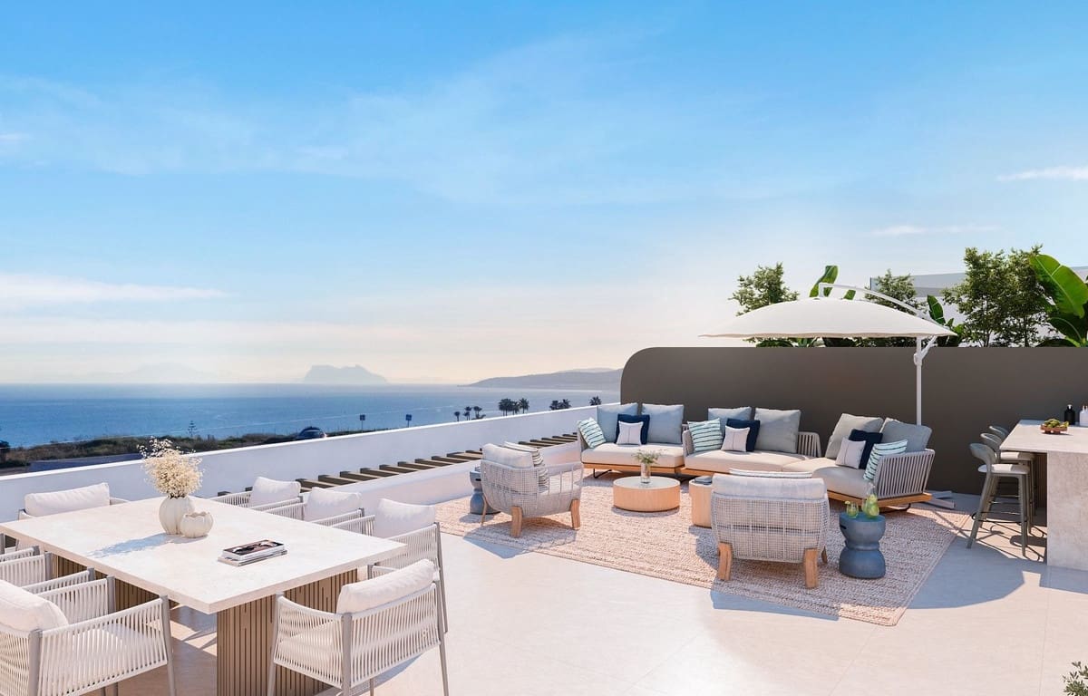 2 makuuhuone Huoneisto myytävänä paikassa Estepona mukana uima-altaan 
autotalli - 570 000 € (Ref: 9558983)