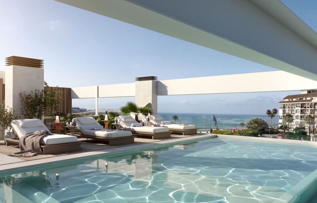 2 sypialnia Apartament na sprzedaż w Estepona z basenem garażem - 699 000 € (Ref: 9588166)