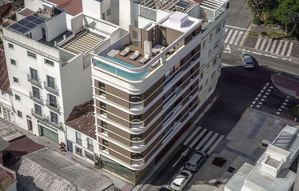 2 sypialnia Apartament na sprzedaż w Estepona z basenem garażem - 699 000 € (Ref: 9588166)