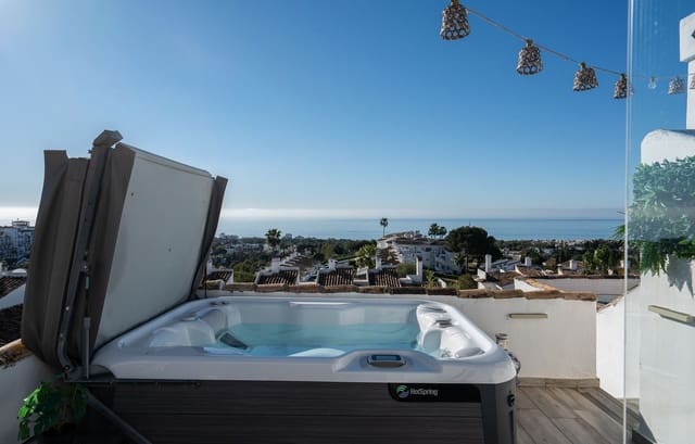 3 soverom Hus til salgs i Calahonda, Mijas med svømmebasseng garasje - € 590 000 (Ref: 9654228)