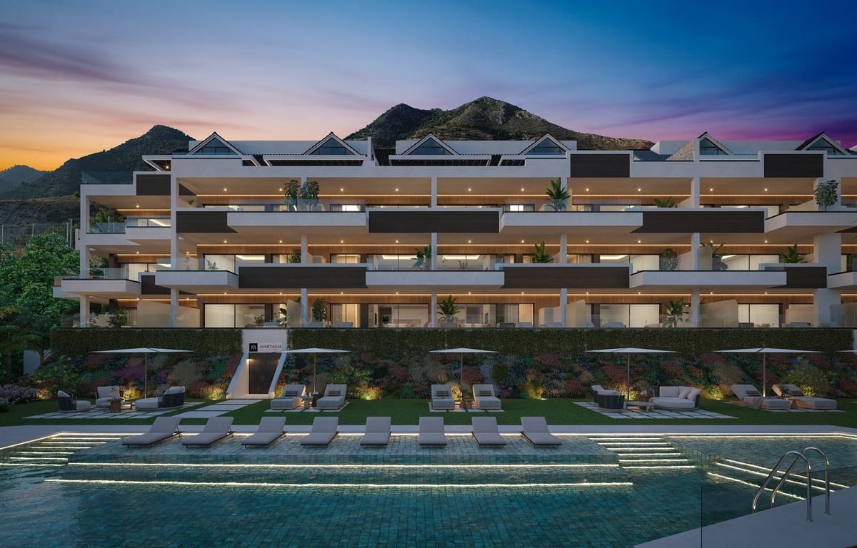 Apartamento de 3 habitaciones en Benalmádena en venta con piscina garaje - 682.000 € (Ref: 9687402)