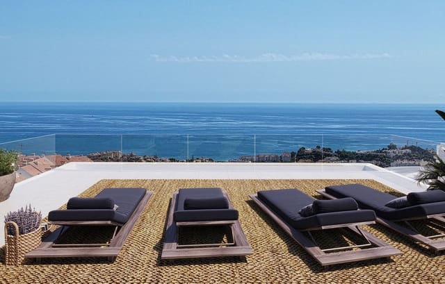4 soverom Kjedet enebolig til salgs i La Cala de Mijas, Mijas med svømmebasseng garasje - € 990 000 (Ref: 9709177)