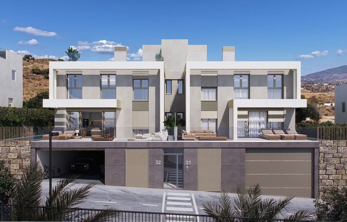 4 bedroom Semi-detached Villa for sale in La Cala de Mijas with pool garage - € 990,000 (Ref: 9709177)