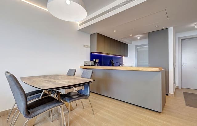 2 camera da letto Appartamento sulla Spiaggia in vendita in Fuengirola con piscina garage - 695.000 € (Rif: 9714108)