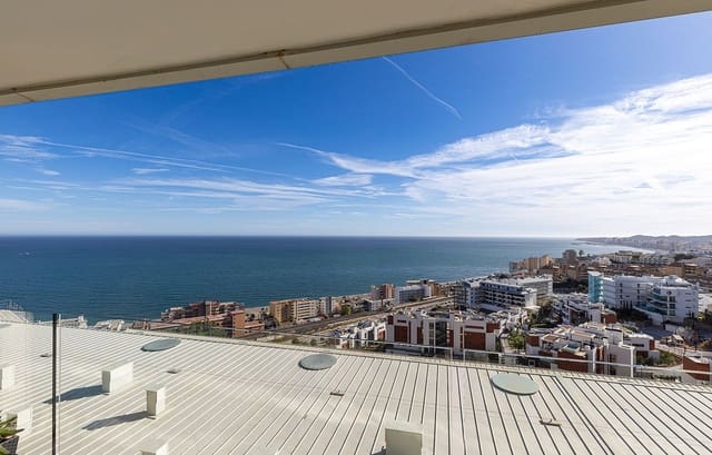 2 camera da letto Appartamento sulla Spiaggia in vendita in Fuengirola con piscina garage - 695.000 € (Rif: 9714108)