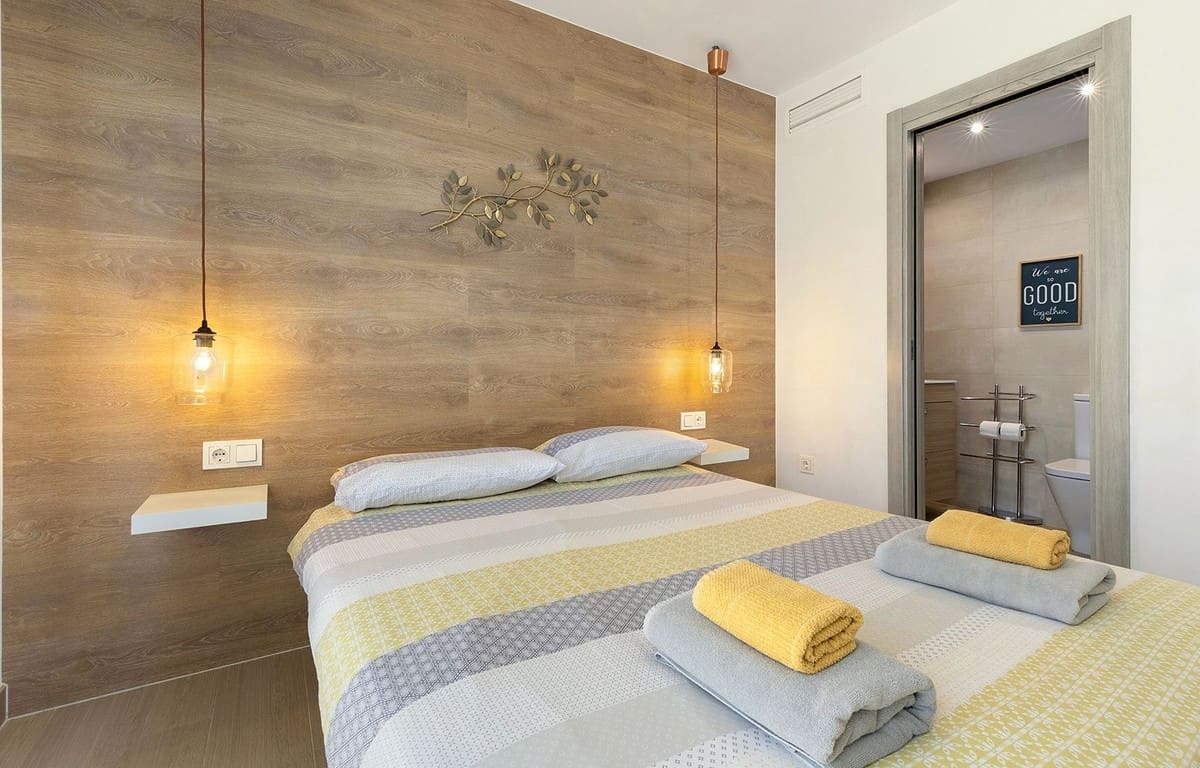 2 camera da letto Appartamento sulla Spiaggia in vendita in Benalmadena Costa con garage - 419.000 € (Rif: 9782859)