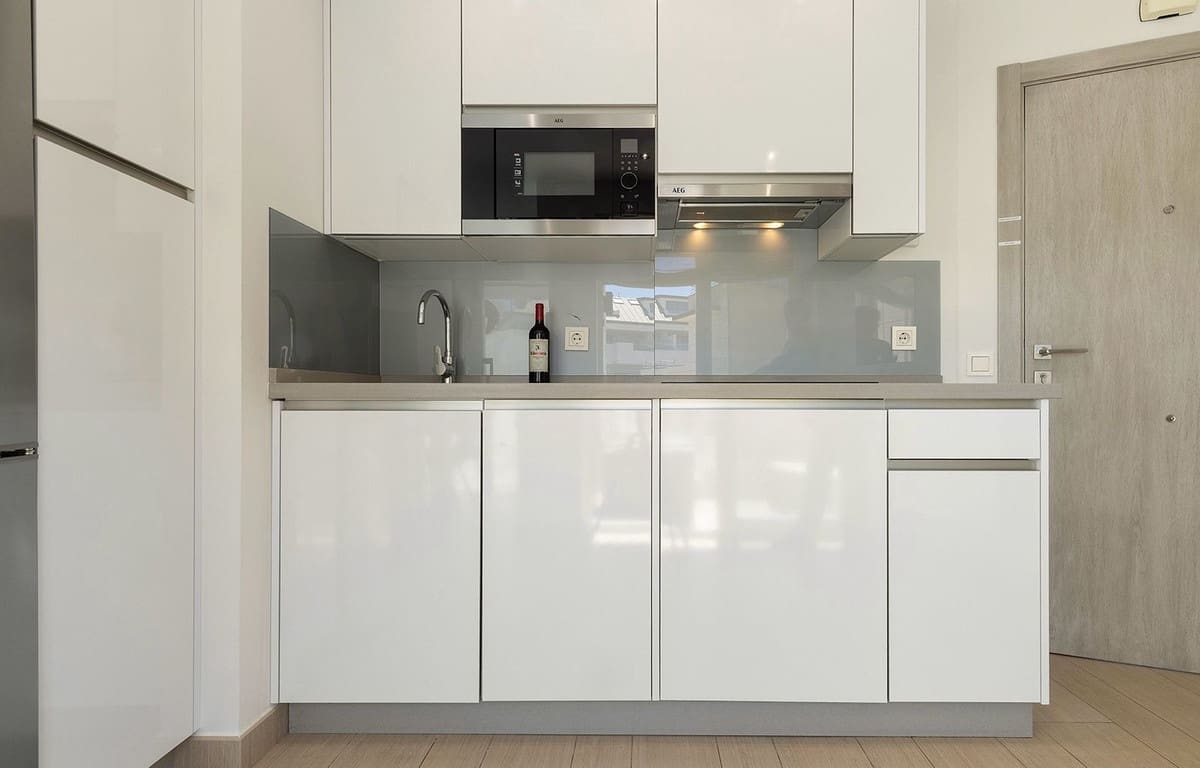 2 camera da letto Appartamento sulla Spiaggia in vendita in Benalmadena Costa con garage - 419.000 € (Rif: 9782859)