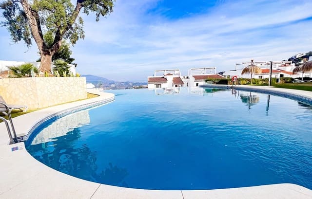 2 quarto Apartamento para venda em La Mairena, Ojen com piscina garagem - 399 000 € (Ref: 9809830)