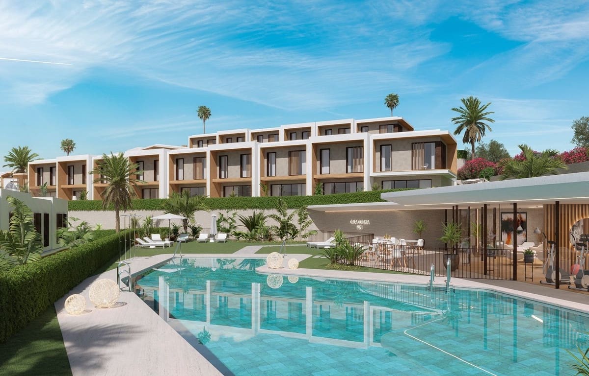 3 sypialnia Dom na sprzedaż w La Cala de Mijas z basenem garażem - 676 000 € (Ref: 9867868)
