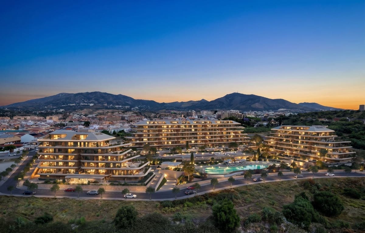 2 chambre Appartement à vendre à Fuengirola avec piscine garage - 562 600 € (Ref: 9964785)