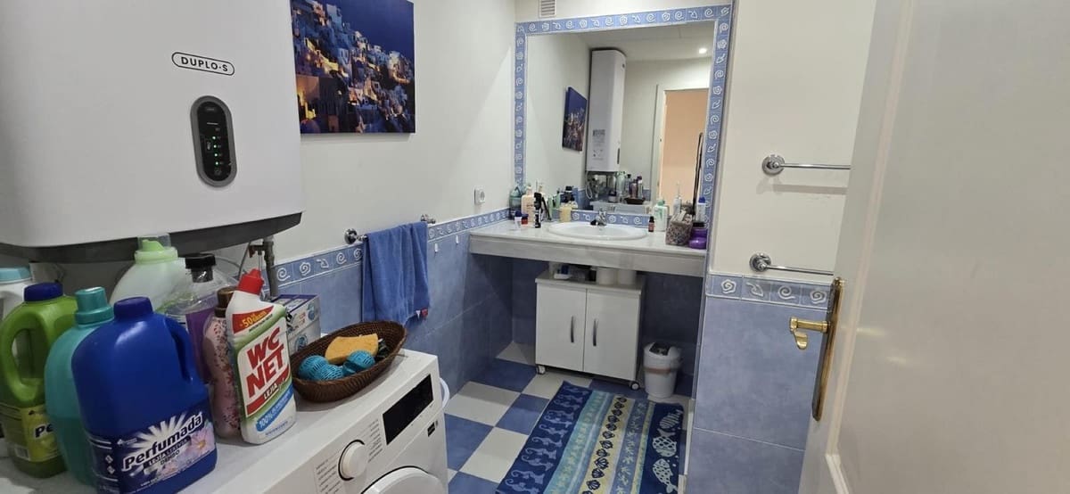 2 makuuhuone Huoneisto myytävänä paikassa Riviera del Sol mukana uima-altaan 
autotalli - 355 000 € (Ref: 10057932)
