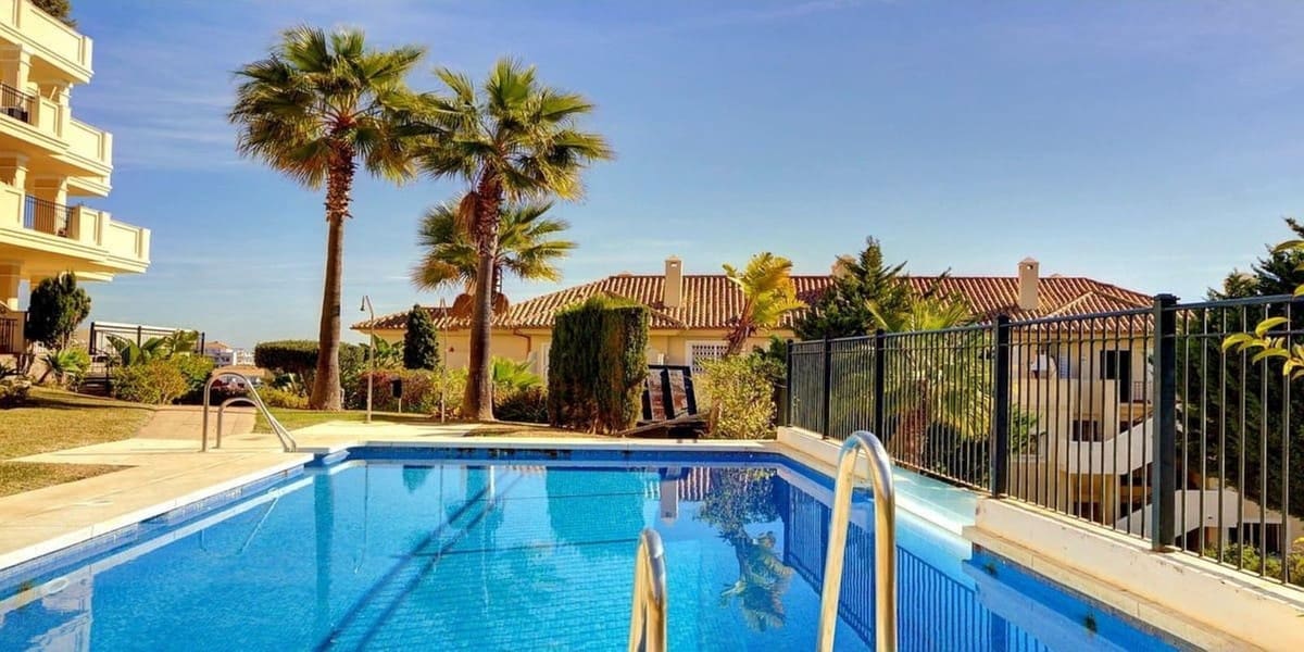 2 makuuhuone Huoneisto myytävänä paikassa Riviera del Sol mukana uima-altaan 
autotalli - 355 000 € (Ref: 10057932)