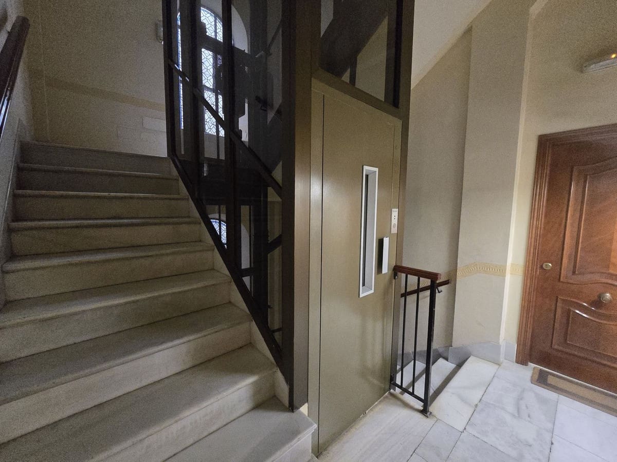 3 bedroom Apartment for sale in Malaga city - € 2,000,000 (Ref: 10099442)