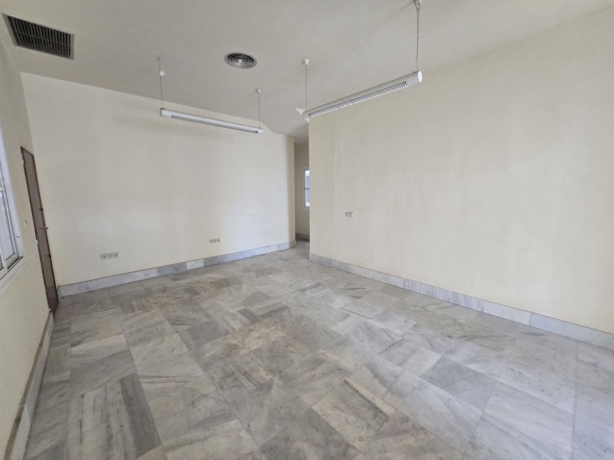 3 bedroom Apartment for sale in Malaga city - € 2,000,000 (Ref: 10099442)