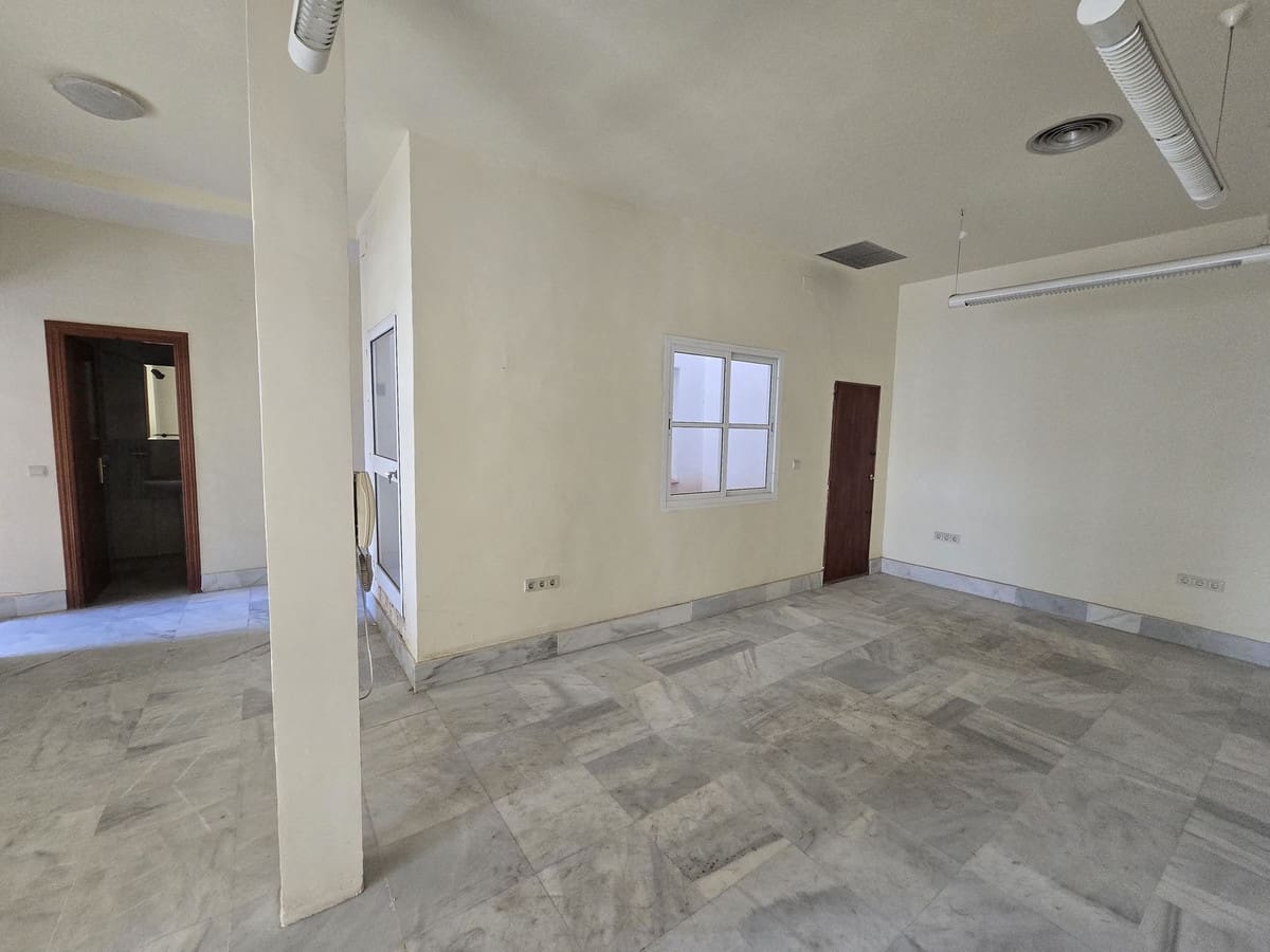 3 bedroom Apartment for sale in Malaga city - € 2,000,000 (Ref: 10099442)