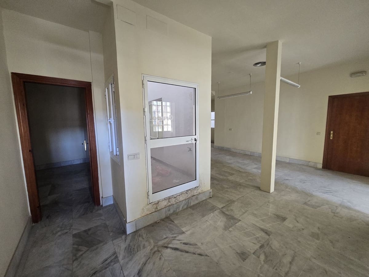 3 bedroom Apartment for sale in Malaga city - € 2,000,000 (Ref: 10099442)