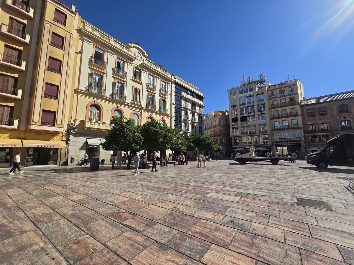 3 bedroom Apartment for sale in Malaga city - € 2,000,000 (Ref: 10099442)