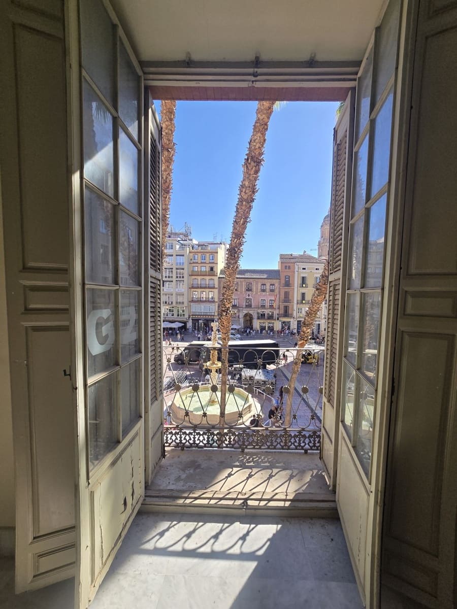 3 bedroom Apartment for sale in Malaga city - € 2,000,000 (Ref: 10099442)
