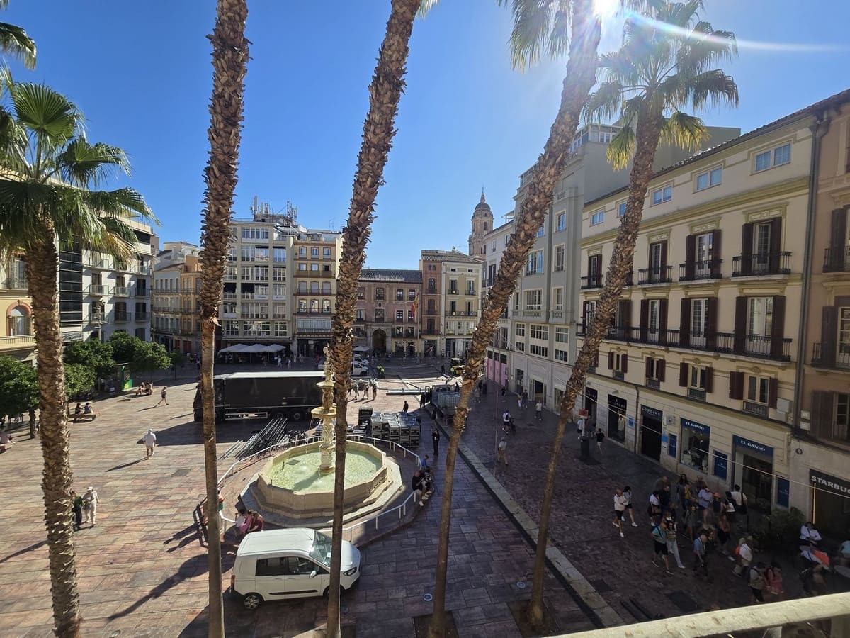 3 bedroom Apartment for sale in Malaga city - € 2,000,000 (Ref: 10099442)