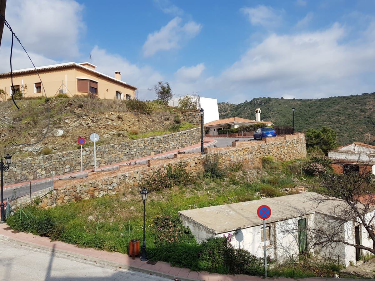 14 soveværelse Erhverv til salg i Benahavis med garage - € 520.000 (Ref: 5123332)