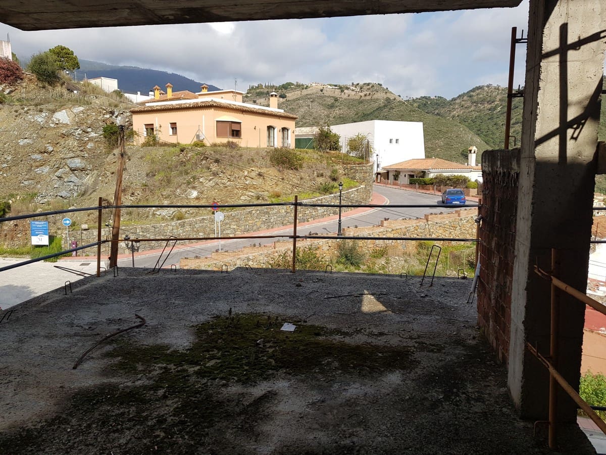 14 soveværelse Erhverv til salg i Benahavis med garage - € 520.000 (Ref: 5123332)