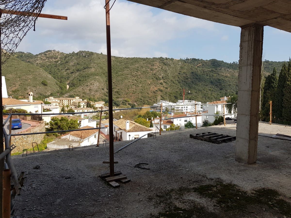 14 soveværelse Erhverv til salg i Benahavis med garage - € 520.000 (Ref: 5123332)