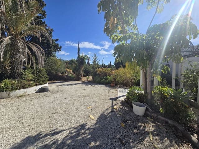 6 sypialnia Willa na sprzedaż w Marbella z basenem garażem - 3 200 000 € (Ref: 8583331)
