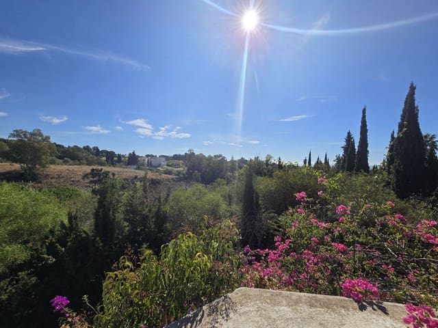6 sypialnia Willa na sprzedaż w Marbella z basenem garażem - 3 200 000 € (Ref: 8583331)