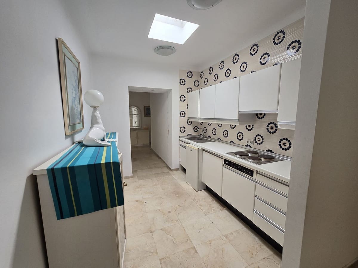 6 slaapkamer Villa te koop in Marbella met zwembad garage - € 3.200.000 (Ref: 8583331)