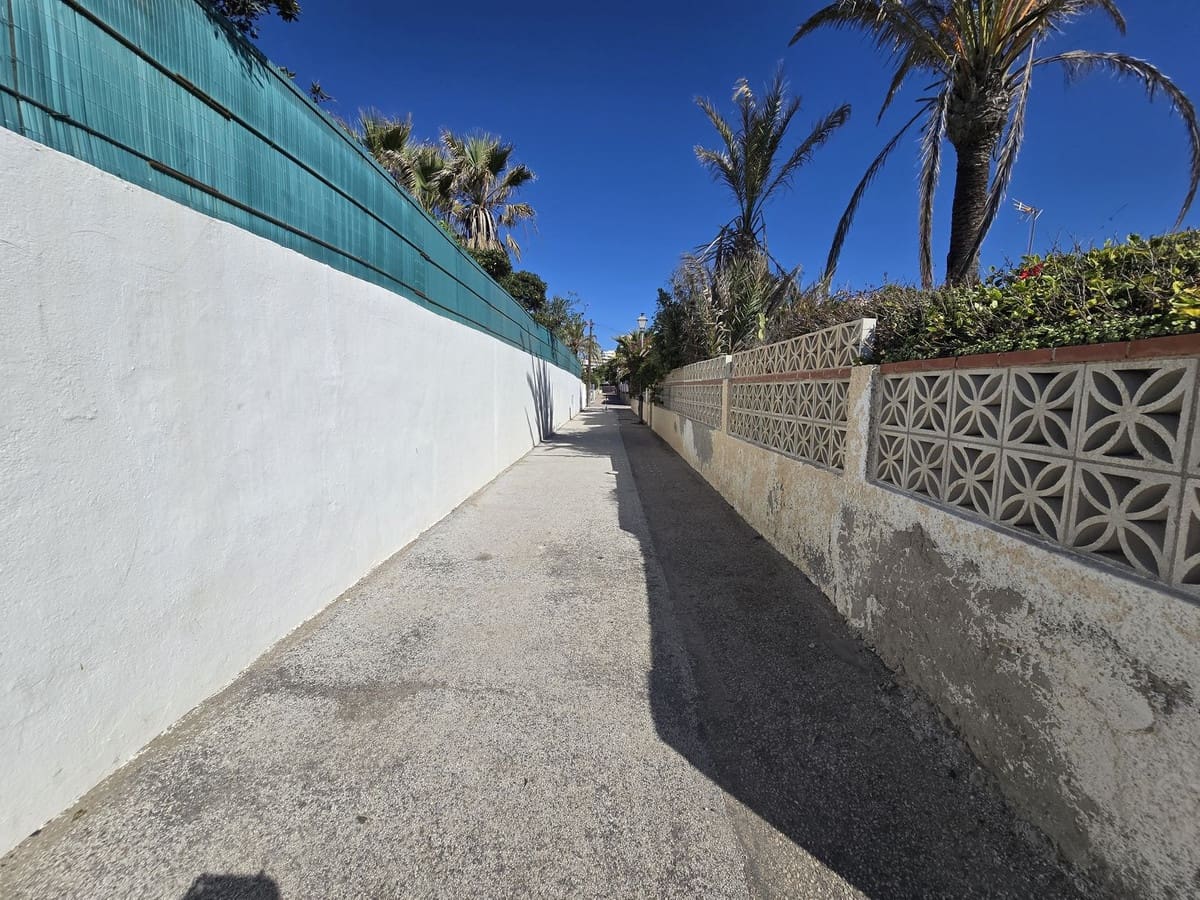 Byggegrund til salg i Marbesa - € 1.350.000 (Ref: 8596597)